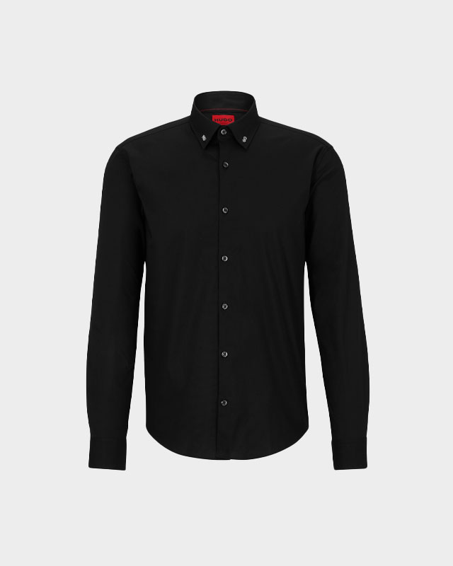 חולצה מכופתרת שחורה לגברים בגזרת SLIM של HUGO Menswea