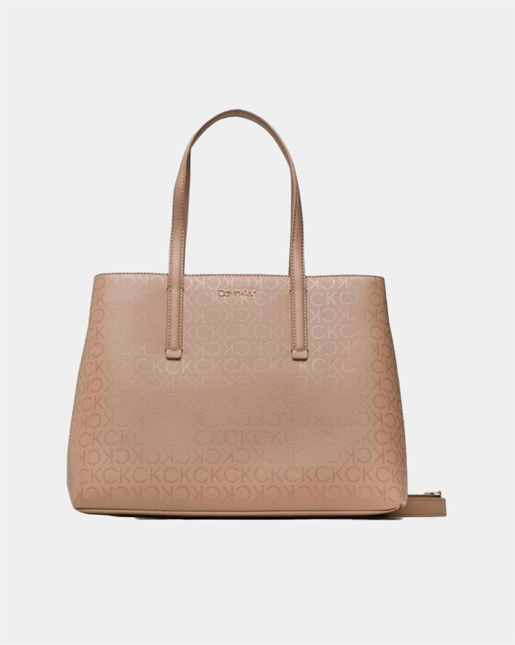 תיק קלווין קליין בצבע חום בהיר לנשים