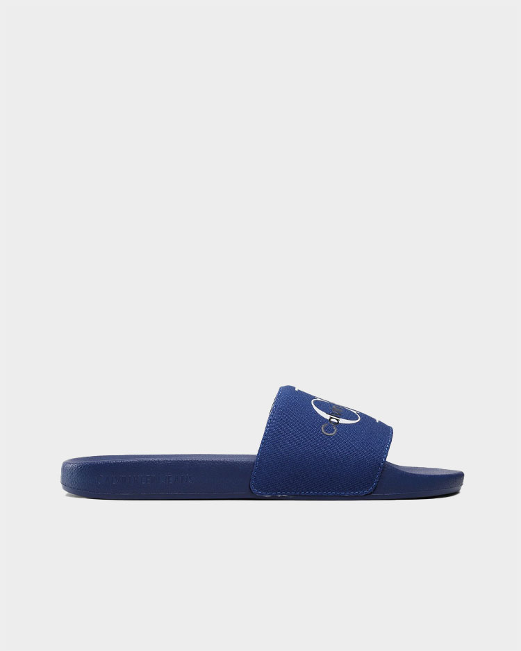 כפכפים של קלווין קליין בצבע כחול לגברים