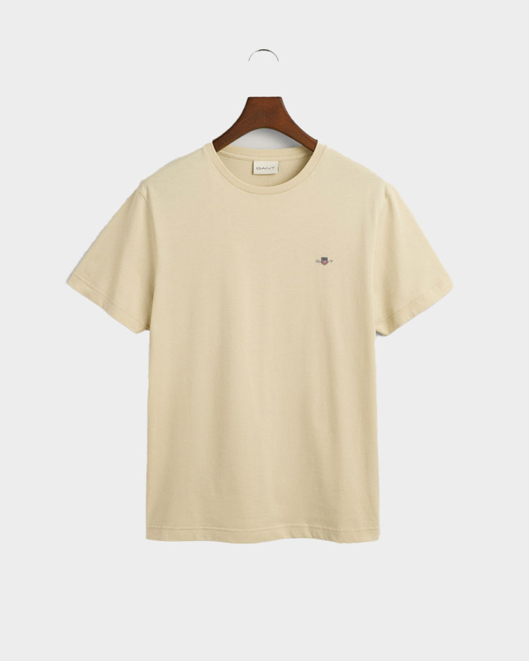 טישרט גאנט לגברים עם שרוול קצר בצבע בז'