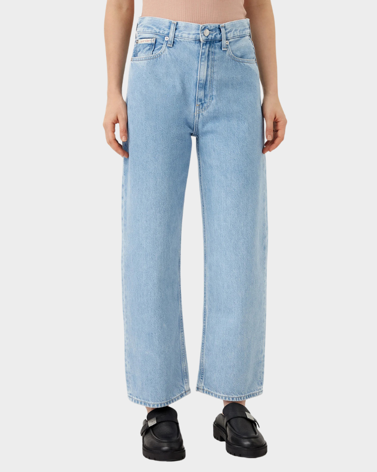 מכנס ג'ינס לאישה בגוון כחול בהיר קלווין קליין