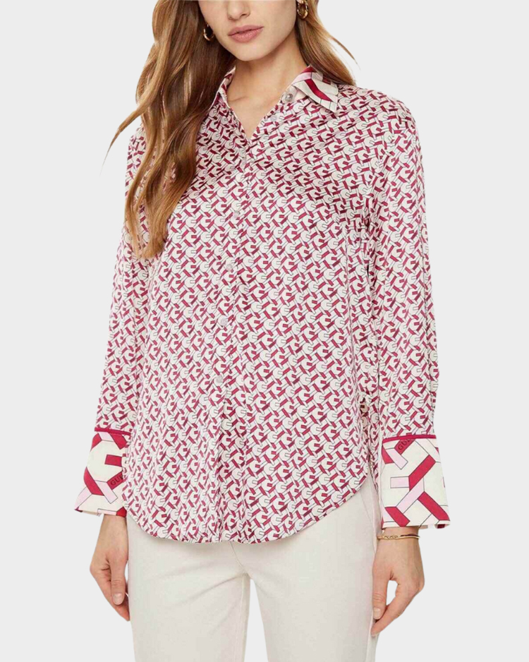 חולצת סאטן לנשים בגזרה קלאסית עם הדפס לוגו מעודן