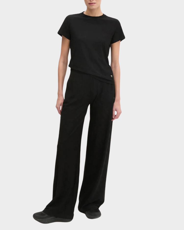 טי-שירט לנשים עם הדפס לוגו אופנתי מבית GUESS