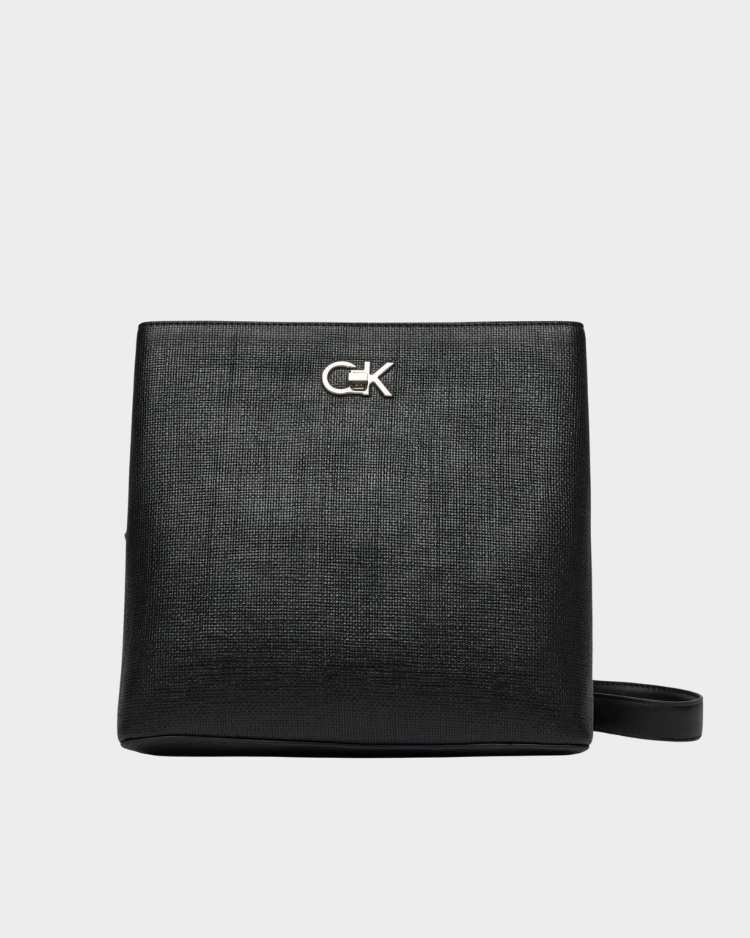 תיק באקט לנשים Calvin Klein Bucket Bag דגם K60K613179